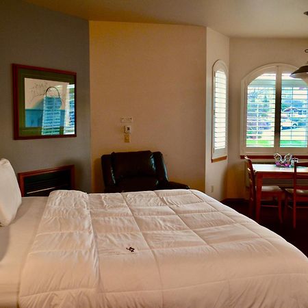 Anaco Bay Inn Анакортс Экстерьер фото